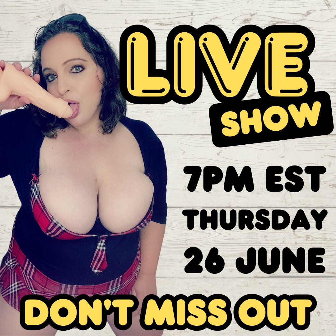 thechellykox's tweet photo. Tonight!!! Come hang out!! Only on Onlyfans! Link in bio. https://t.co/JBI8IxsWiQ