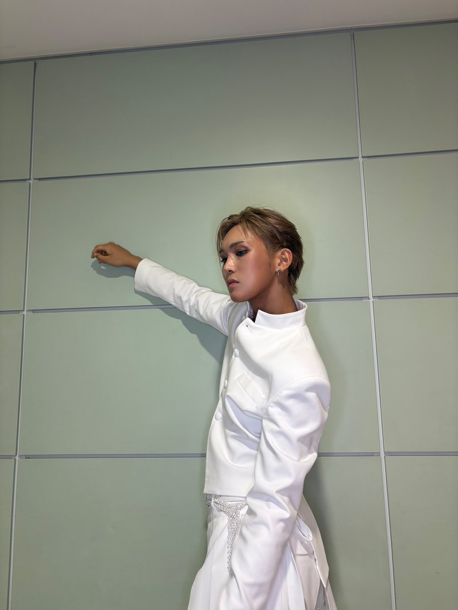 XLOV_official's tweet photo. [📸]

250625 MBC M 쇼챔피언

𝕯𝖆𝖓𝖈𝖊, 𝖉𝖆𝖓𝖈𝖊, 𝖉𝖆𝖓𝖈𝖊 #HYUN 🤍

#XLOV #엑스러브 #현
#XLOV_BIZNESS  #BIZNESS https://t.co/SrFIWio2Nx