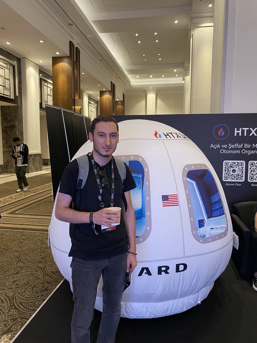 osmndev's tweet image. #HTX12thAnniversary_ToTheSpaceWithJustin