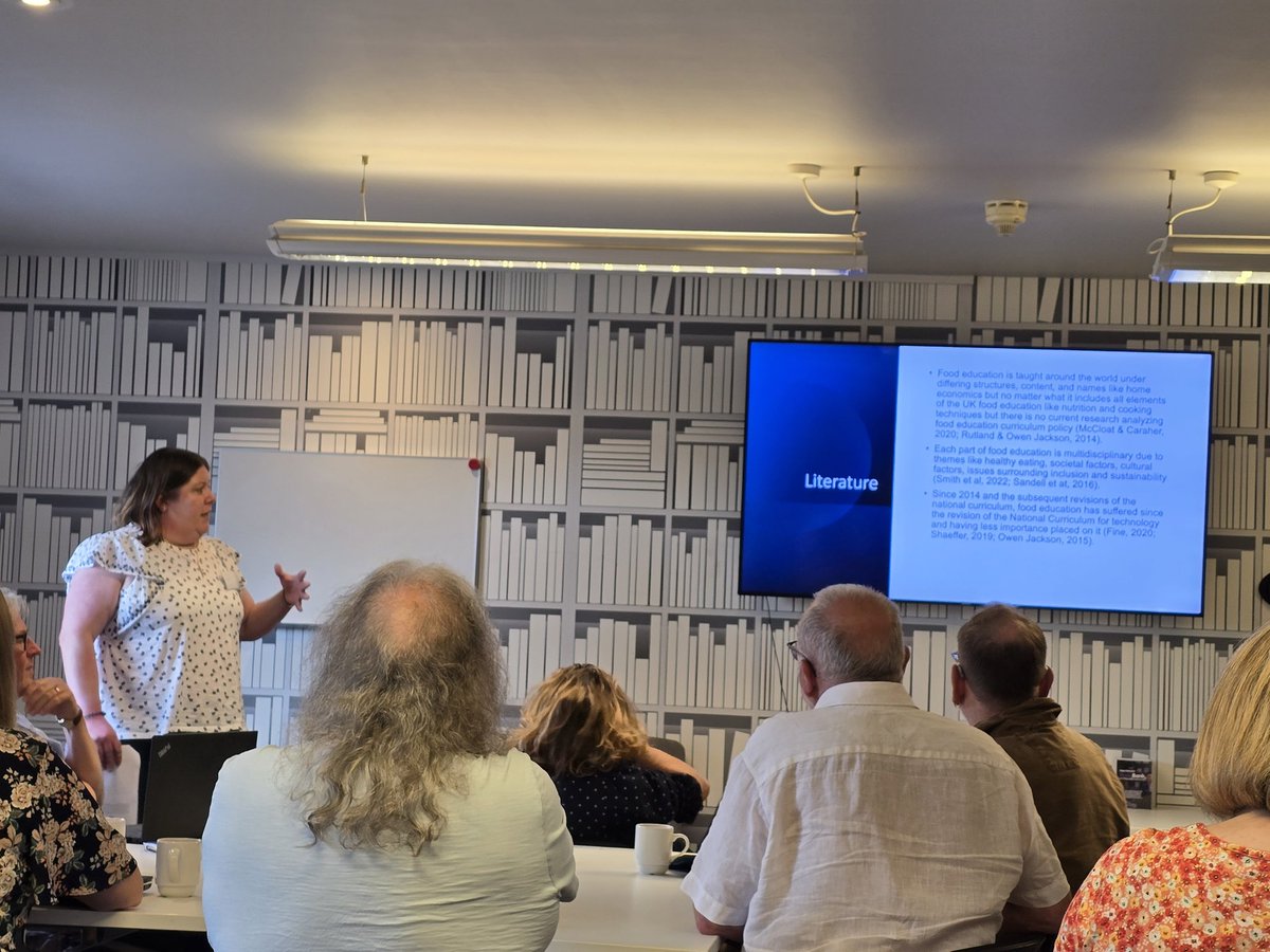 Greg Shilton 💙 (@shilts) on Twitter photo Very proud of my former trainee Kayleigh whom I tutored for her PGCE in 20/21, now presenting her PhD research on food education at our <a href="/wlv_uni/">University of Wolverhampton</a> <a href="/wlv_education/">WLV Education</a> CREST research conference today in Walsall! Important area of research! Very proud of my former trainee Kayleigh whom I tutored for her PGCE in 20/21, now presenting her PhD research on food education at our <a href="/wlv_uni/">University of Wolverhampton</a> <a href="/wlv_education/">WLV Education</a> CREST research conference today in Walsall! Important area of research!