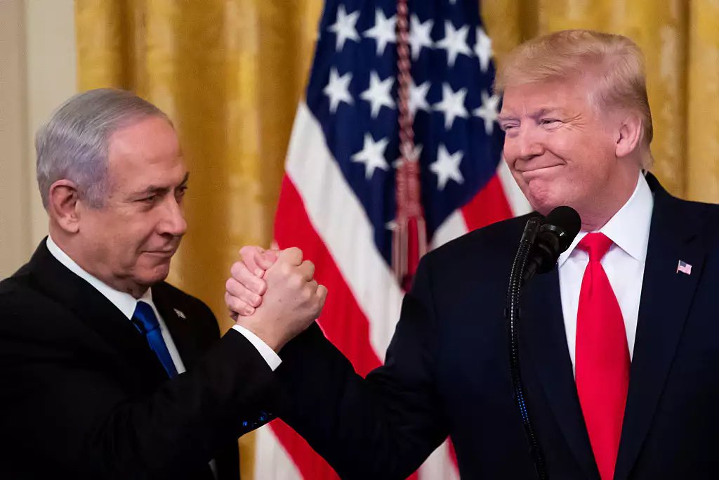 תודה לך הנשיא טראמפ על תמיכתך המרגשת בי ועל תמיכתך האדירה בישראל ובעם היהודי.

נמשיך לעבוד יחד כדי להביס את אויבינו המשותפים, לשחרר את חטופינו ולהרחיב במהרה את מעגל השלום.

הודעה ברשת ״Truth” מנשיא ארה"ב דונלד טראמפ:
 
״ביבי ואני עברנו עכשיו יחד דרך גיהנום, במאבק מול אויב ותיק,
