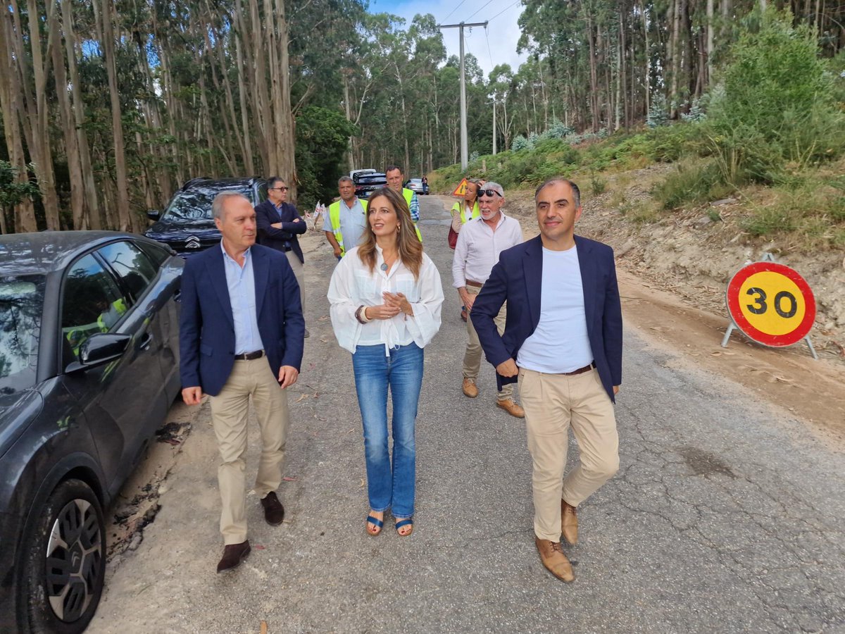 PrietoVisoN's tweet image. Fomentamos a mobilidade sostible no Concello de #Poio coa creación dun carril bici e unha senda peonil entre Chancelas e Combarro
Trátase dun dos 20 proxectos estratéxicos que apoiamos desde a @Xunta na última orde de axudas e xa publicamos a convocatoria deste ano por 8,5M€