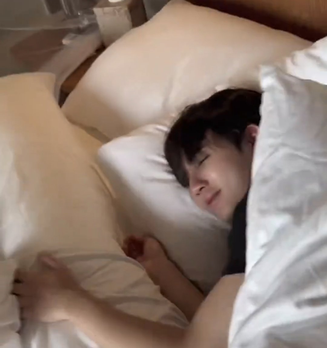 The way Zee was smiling happily in his sleep enjoying the way NuNew is teasing him &amp; being all cute, is absolutely adorable and intimate.. sharing same bed for three days trip, doing fun stuff, going on night dates, movie date and waking up together is ultimate lovers' coded 😭