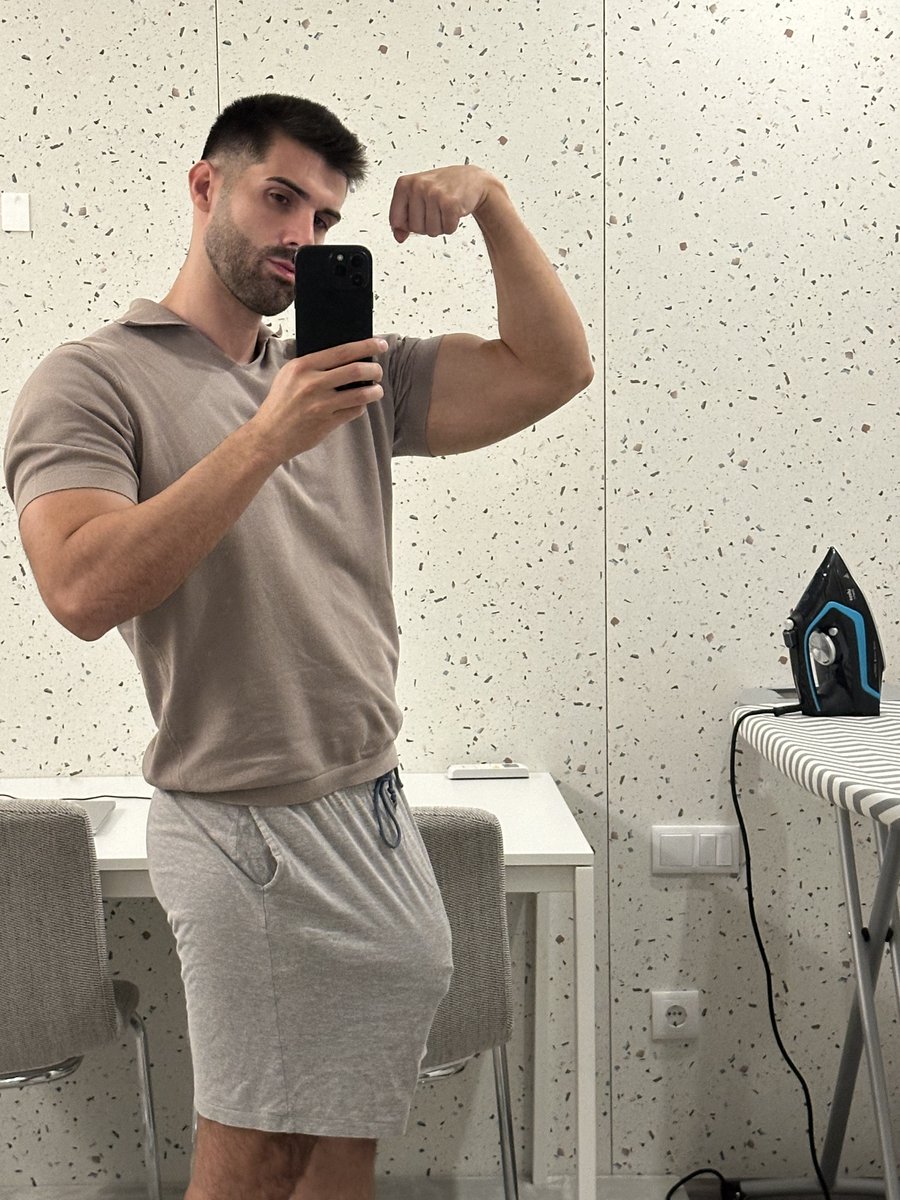 Reply “hi” and I’ll send the full thing in DMs rn