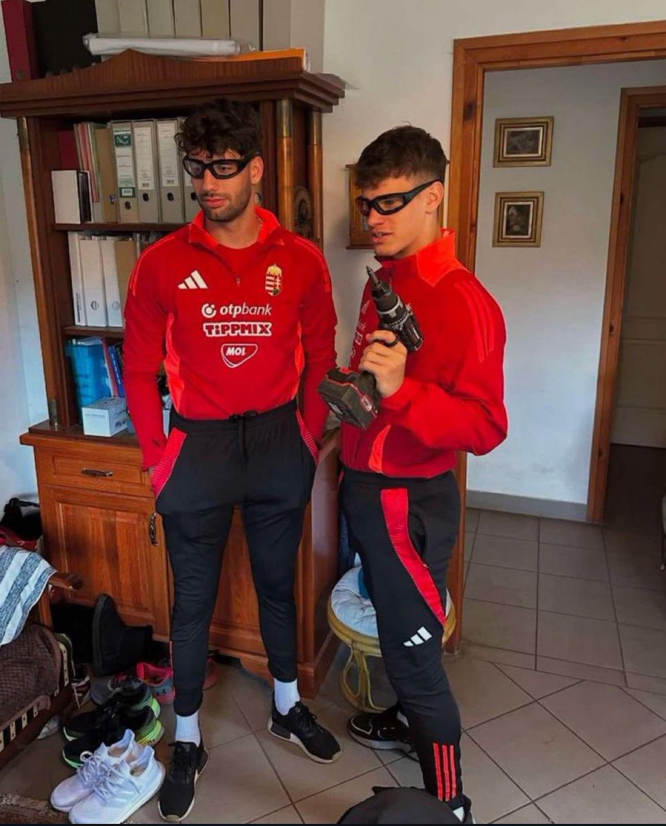 When Arne says its drill practice 🛠️

Can’t wait for these two to take over the prem this year 😍