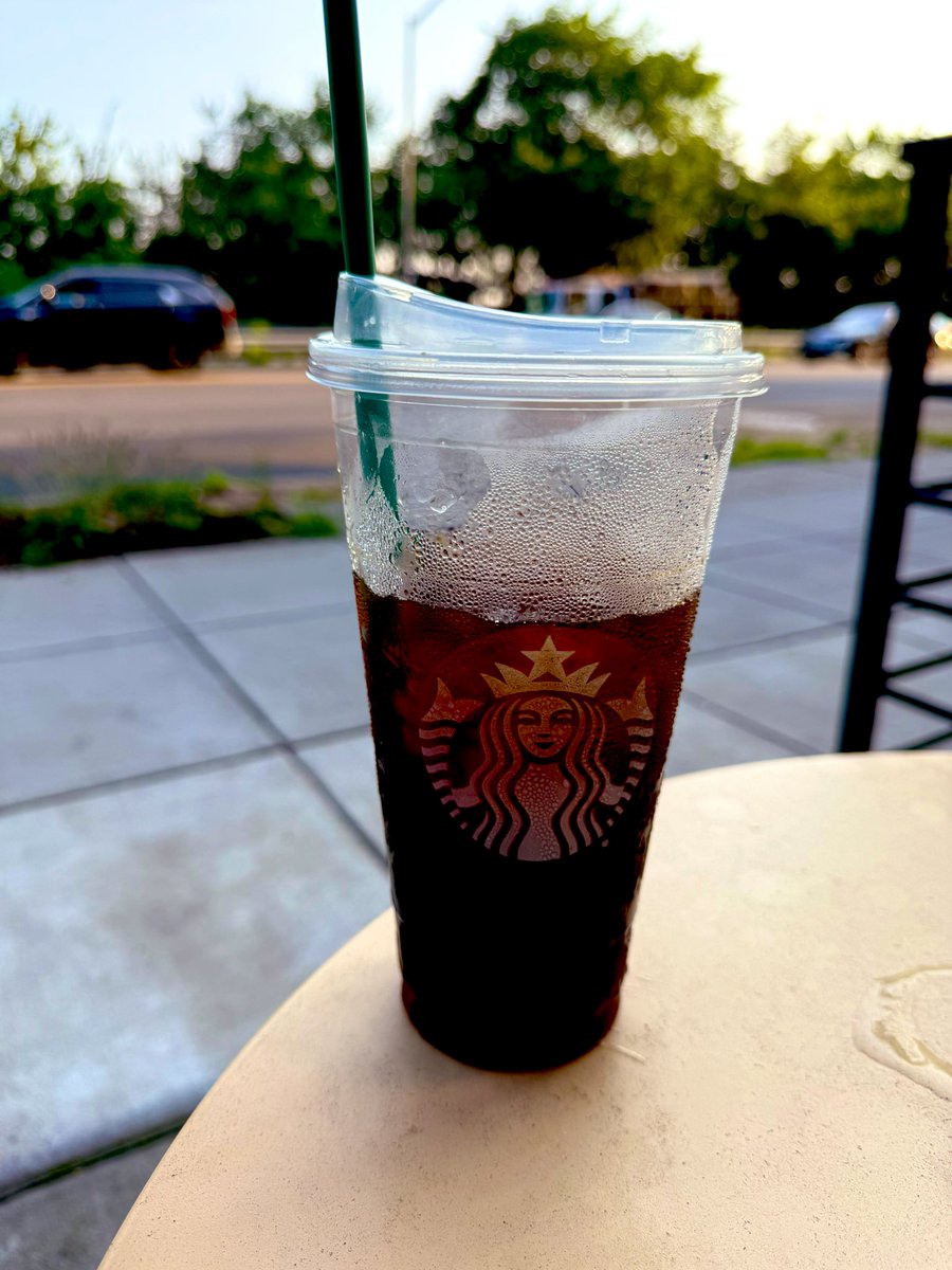 teddyfuse's tweet image. Not the same as a Dunkin’ but still v good