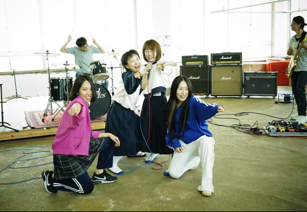 Sora_skag's tweet photo. 昨年私の辞書に追加された「青春」に「魂」を注入！！

どの瞬間も、まごうことなき青春でした

#いいかねPalette軽音部
#ぱおん2025
#新型オトナウィルス https://t.co/r4sqgzrpOs