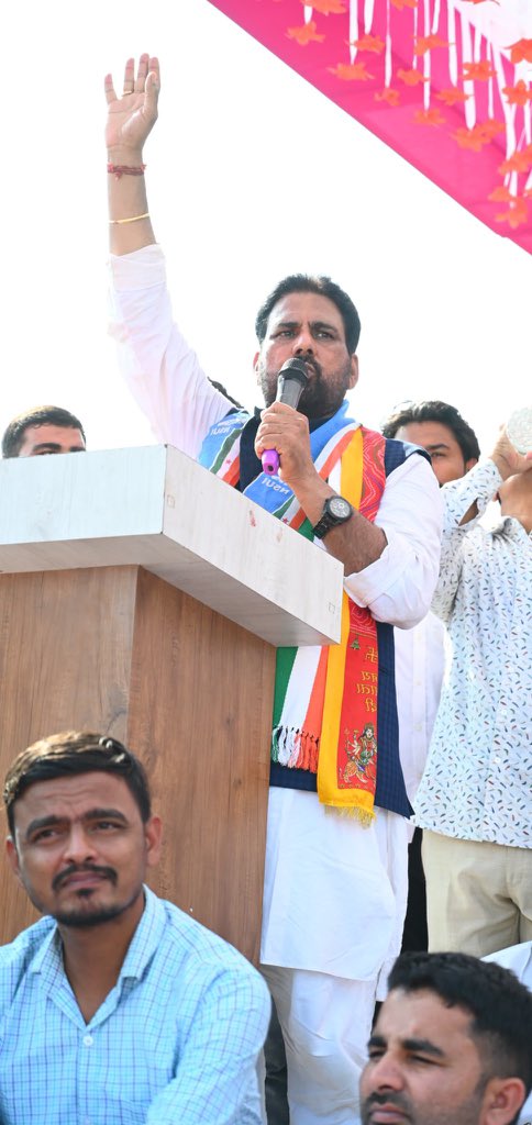 राजस्थान सरकार के पूर्व उप मुख्य सचेतक एवं नावां से पूर्व विधायक श्री महेन्द्र चौधरी जी को जन्मदिन की हार्दिक बधाई एवं शुभकामनाएं।

<a href="/Mahendranawa/">Mahendra Choudhary</a>
