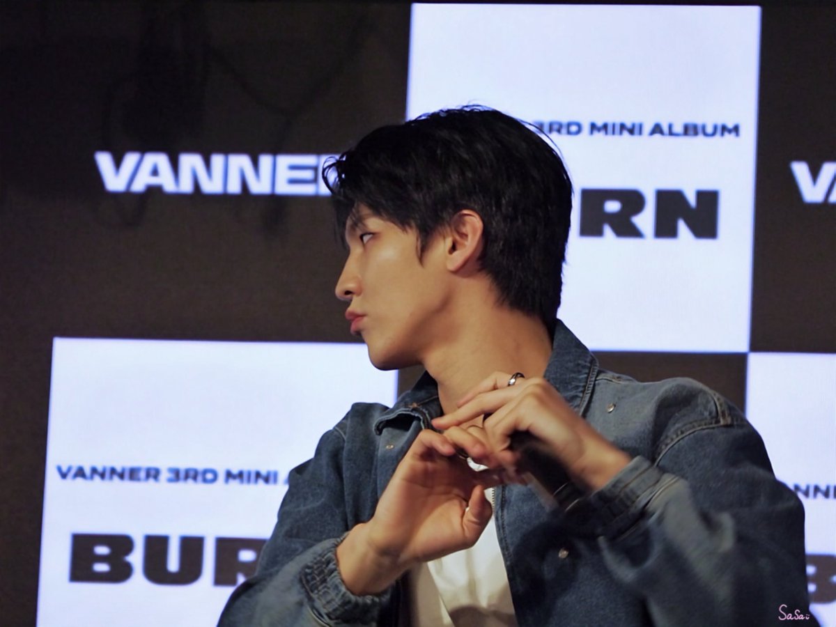 2025.01.11
@도쿄(KISS Entertainment Inc.3F )
VANNER 3RD MINI ALBUM [BURN]
Promotion Event Part2

어느 각도에서든 아름답습니다😌✨

#VANNER #배너
#곤 #GON