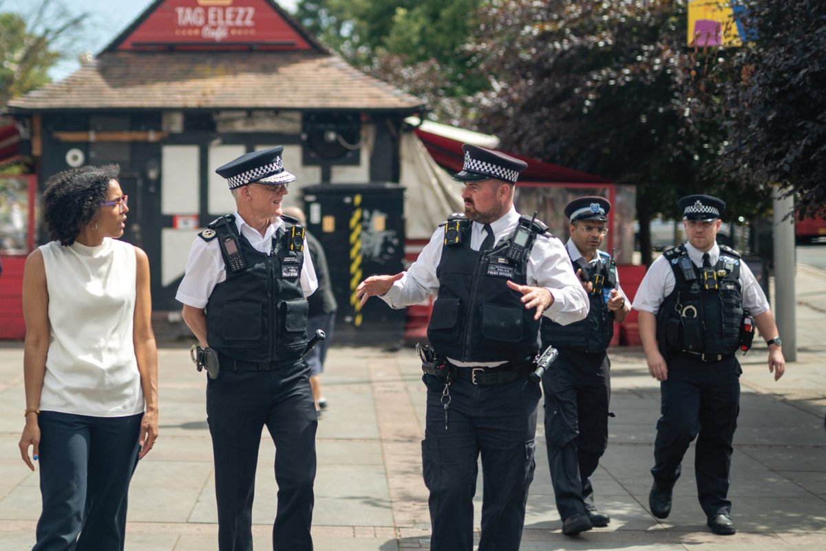 Metropolitan Police tweet media