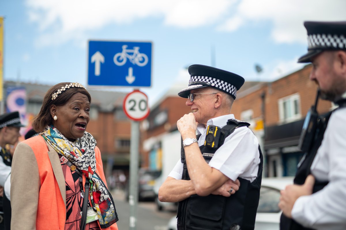 Metropolitan Police tweet media