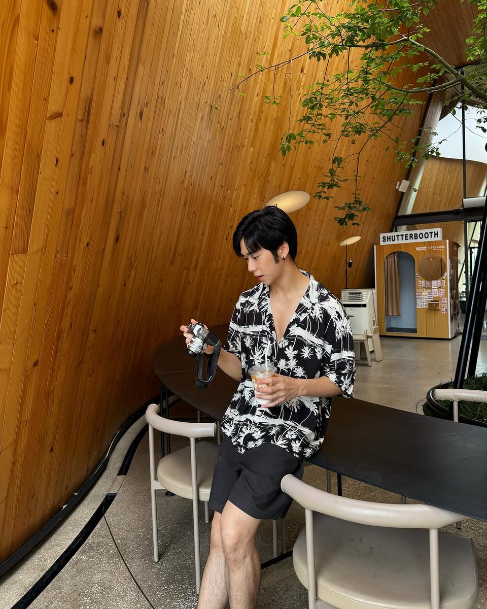 𝑳𝒐𝒖𝒊𝒔 tweet media