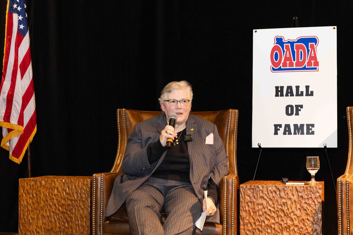 GCWHSS's tweet image. 🎉 Huge congrats to GCWHSS EC member Vicki Nelms on her induction into the OADA Hall of Fame Class of 2025! A true trailblazer in high school sports leadership—your impact stretches far beyond Oregon. We’re so proud! 🏆💪 #GCWHSS #HallOfFame #WomenInSports