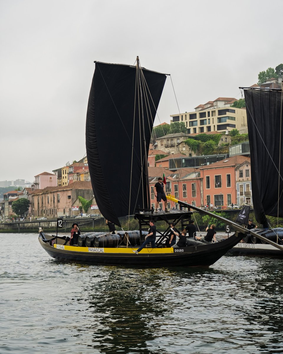 We won an honourable 3rd place in the XLI Rabelo Boat Race - a vibrant celebration of Douro tradition and the soul of the Douro.

We salute all those who attended this celebration of history and the Fonseca legacy.

//

#FonsecaPort #BarcoRabelo