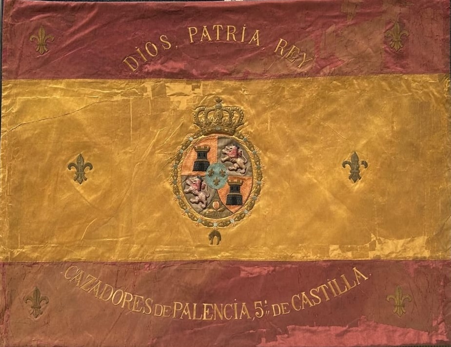 Espléndida restauración e Informe de la bandera del Batallón de Cazadores de Palencia, 5º de Castilla.  historiadenavarraacuba.blogspot.com/2025/06/esplen…