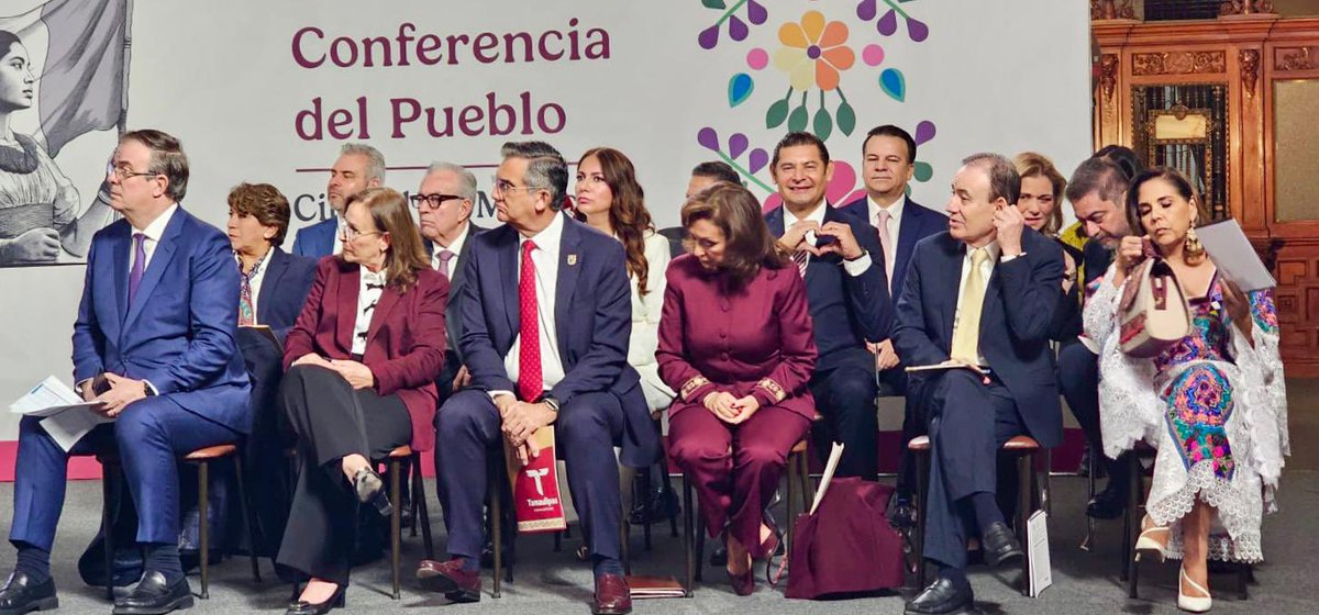 Alejandro Armenta (@armentapuebla_) on Twitter photo Acompañamos a nuestra presidenta, la Dra. <a href="/Claudiashein/">Claudia Sheinbaum Pardo</a> 🇲🇽, en la #MañaneraDelPueblo para la presentación de los Polos de Desarrollo Económico para el Bienestar 🏭✨, con el objetivo de avanzar en la transformación de Puebla y de México. 🙌🏽 Acompañamos a nuestra presidenta, la Dra. <a href="/Claudiashein/">Claudia Sheinbaum Pardo</a> 🇲🇽, en la #MañaneraDelPueblo para la presentación de los Polos de Desarrollo Económico para el Bienestar 🏭✨, con el objetivo de avanzar en la transformación de Puebla y de México. 🙌🏽