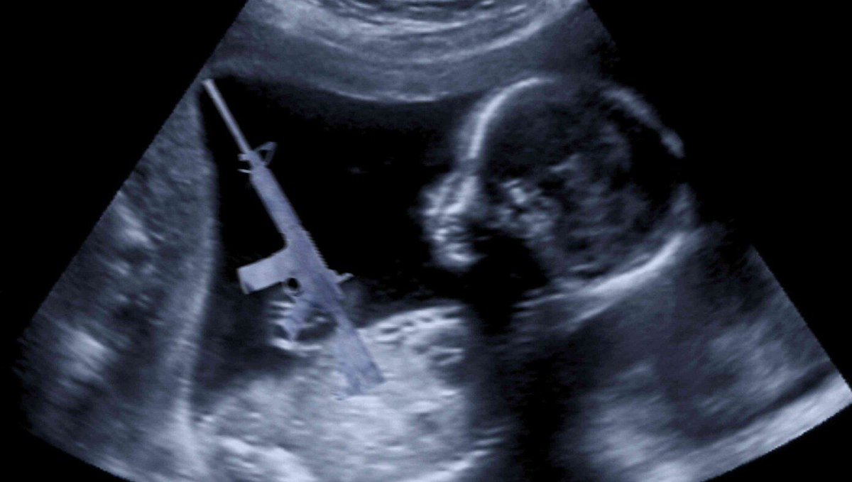 TheBabylonBee's tweet image. Compromise: Texas Says Abortion Can Remain Legal But The Baby Gets An AR-15 To Defend Himself buff.ly/GmLHKrj
