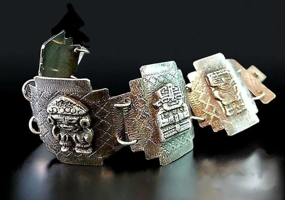 renaissancefai's tweet photo. 900 Silver Colombia Inca Bracelet, Embossed Mask Icons, 5 Raised Panels, Tribal Vintage
https://t.co/tyzoYrDJv3?
#bracelet #vintage #900Silver #Inca #SouthAmerica #Colombia #Relief #textured #Iconographic #tribal #ethnic #Boho #Hippie #masks #icons #indian #raised #panels #Peru https://t.co/sInSdXX8AG