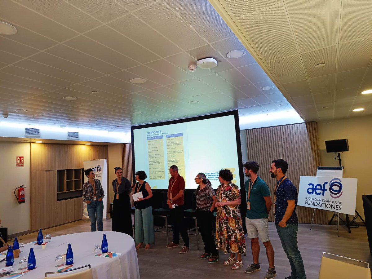🗣 Aquesta setmana estem participant en la IV Trobada Anual de Fundacions Comunitàries celebrada a Madrid i organitzada per l'Asociación Española de Fundaciones. 

Des de la Fundació hem compartit la nostra experiència  i resposta davant la catàstrofe provocada per la DANA.
