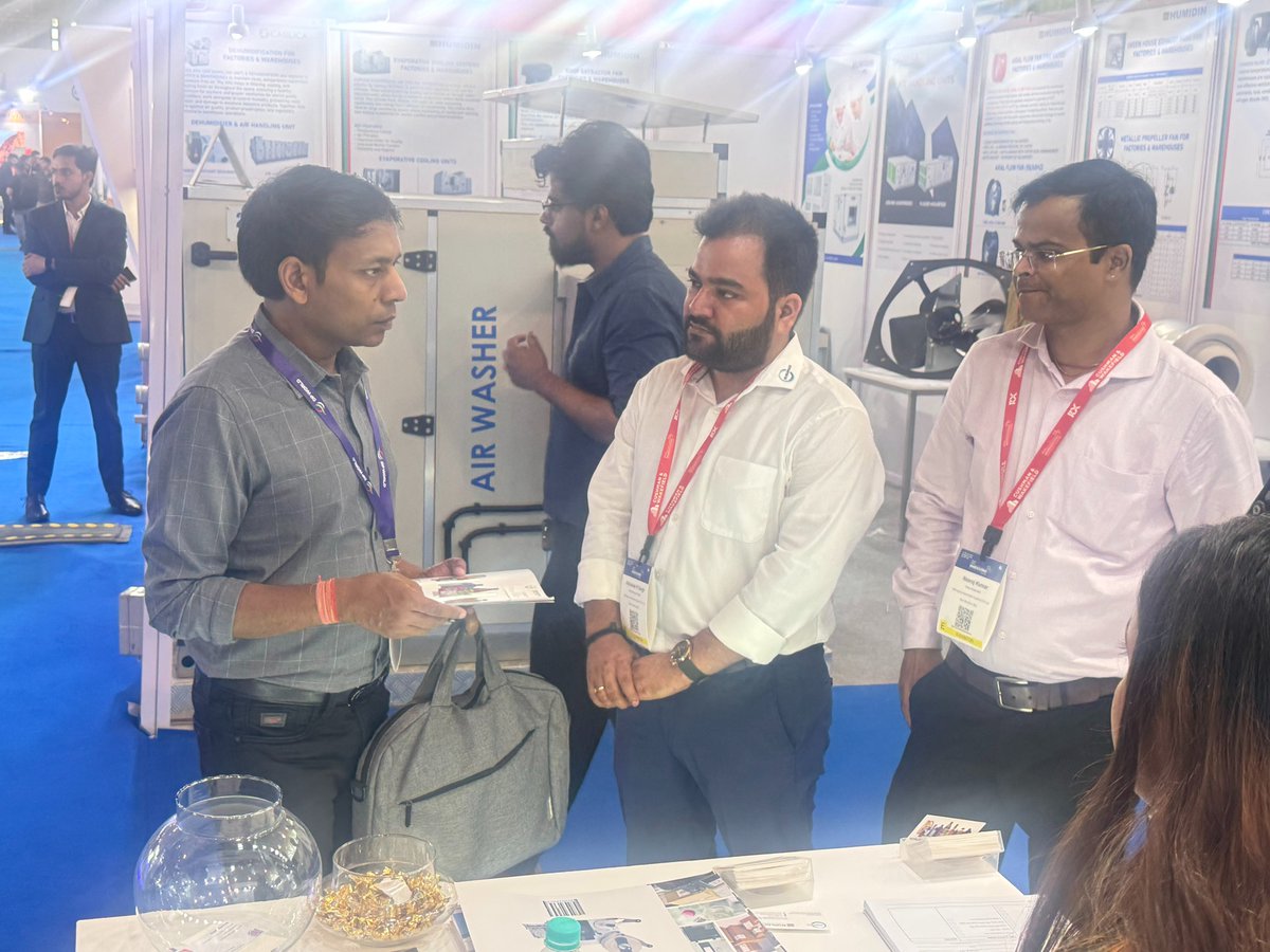 🚀 A great start at India Warehousing Show 2025!
Team Worldpack is live at Stall A28 | Hall 2, Yashobhoomi, New Delhi.

Missed us today? We’re here on 27–28 June too!
Come explore our smart labelling automation solutions.

#Worldpack #IWS2025 #Automation #Warehousing #india