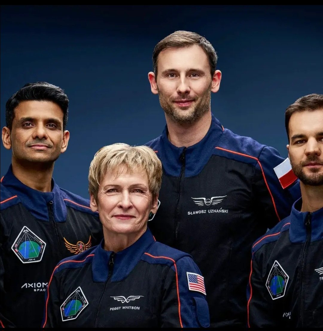 bhanushalix's tweet photo. 🚀🇮🇳 Historic Milestone for India in Space! Astronaut Shubhanshu Shukla has etched his name in history as the second Indian after Rakesh Sharma to travel to space, and the first Indian to visit the International  #Axiom4 #IndianInSpace #SpaceExploration #ISRO #ScienceInSpace https://t.co/KPij4DtxDW