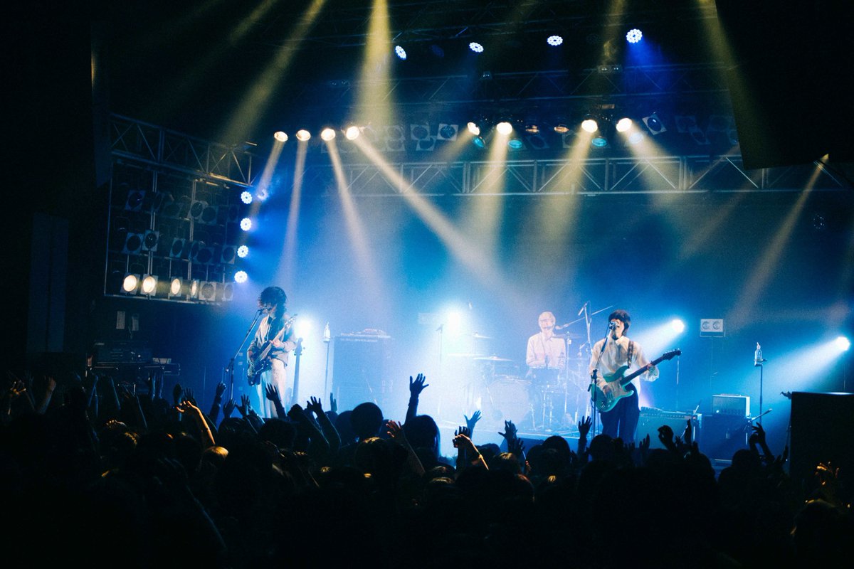 Photo Gallery更新 
2025.6.15 antique tour - 貝殻の上を歩いて -@福岡 DRUM LOGOS をアップしました。
fc.oisiclemelonpan.com/photo/331/deta…

photo by <a href="/aburami_nigate/">烈</a>