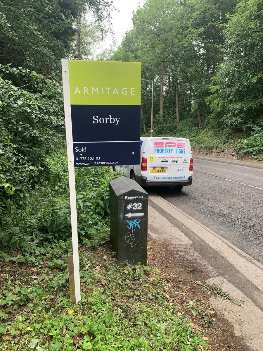 spe_signs's tweet image. We’re loving the new Armitage Sorby boards #newboads #rebranding #signmaker #signexperts