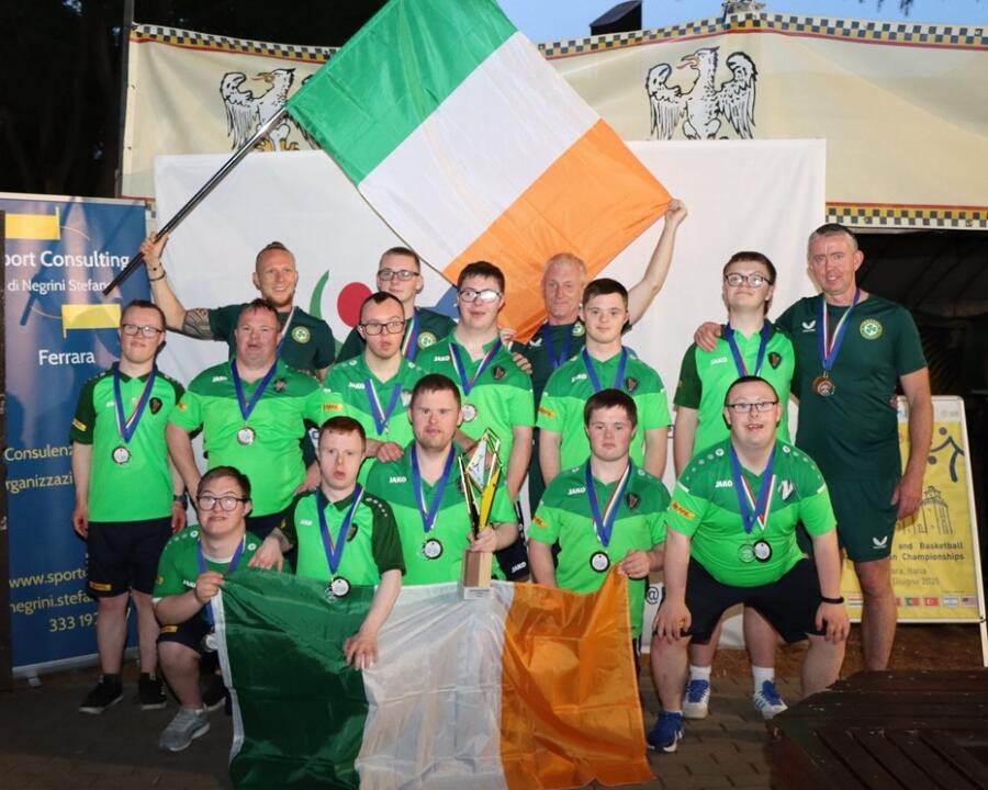 Whitecross Man Helps Ireland to Bronze in Futsal Championships #Newry tinyurl.com/2dojup9n