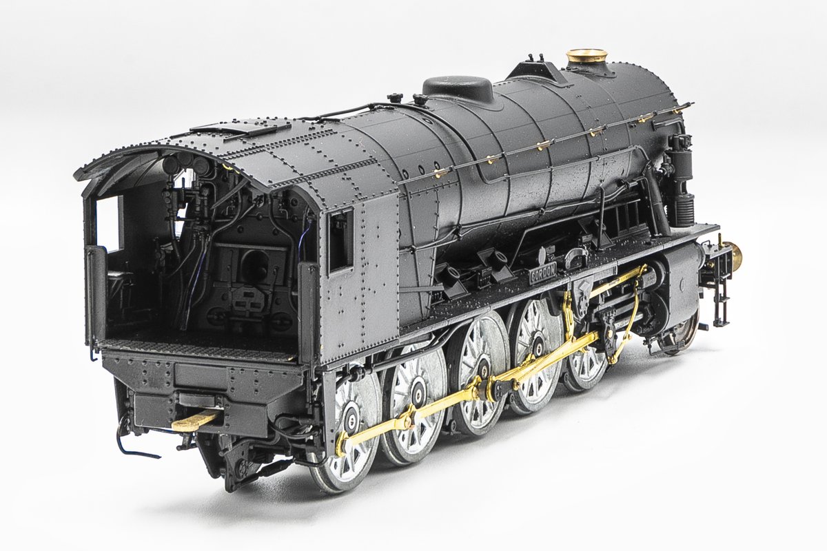 Key Publishing has commissioned a Special Edition ‘WD’ 2-10-0 using Clark Railworks brand-new tooling to recreate Longmoor Military Railway locomotive 600 Gordon in its original blue livery from the 1960s. We take a closer look here: keymodelworld.com/article/detail…