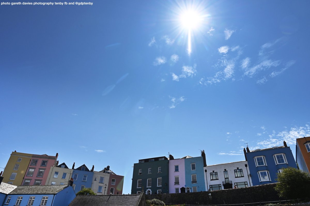 GDPTenby's tweet image. time is like a promise ~ song by T铆r na n脫g
*some of a large selection of photos for my client's marketing, Dropbox by afternoon, with plenty of seed bars, tea and music
for editorial and tourism marketing
*Tenby West of Wales
@GDPTenby Photos