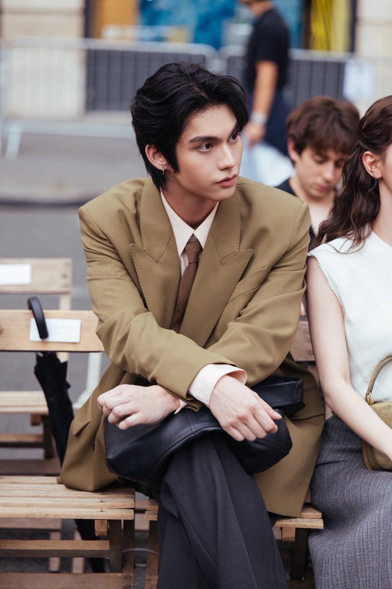 Vogue Thailand tweet media