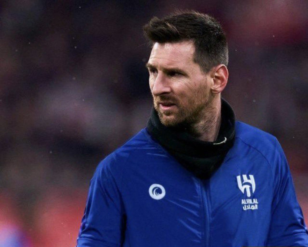 #ميسي_اول_احتياجات_الاهلي
#ميسي_للهلال_يالصندوق2 #الهلال_باتشوكا 

هذا الملك 👑
لايليق فيه 🫶🏻
الا ملك آسيا 👑 
الهلال 💙👑
وشكراً