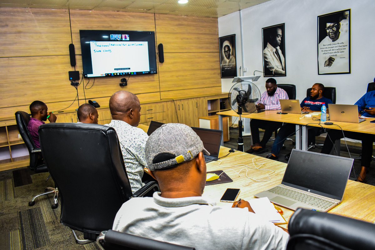group_jamub's tweet photo. At Jamub Group, continuous learning and professional development are deeply embedded in our culture. We remain committed to equipping our workforce with cutting-edge knowledge and aligning with global best practices through regular training sessions. 

#jamubgroup #construction. https://t.co/Lp6ag4pYt9