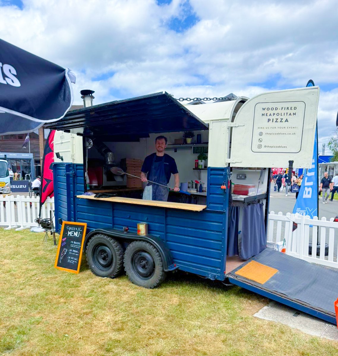 SDCtrailers's tweet photo. It’s our final day at Road Transport Expo 2025. If you're at the show today, make to to drop over and see us at Stand B20 to explore SDC’s latest trailer solutions and meet the team - we’re here until 3PM.
#RTX2025 #SDCTrailers https://t.co/xEUwSkx3If
