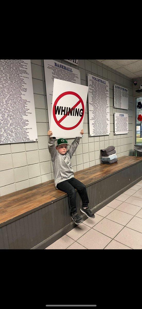 NextLevelTrent's tweet image. TWITCHY THURSDAY!
4 straight hours of Groups looking to BUILD & ENHANCE PHYSICAL TRAITS!
Great menu today: COD/Accel/Decel/Linear Speed/Directional Jumps/Competing & Measuring Self……
And the Welcome Sign is out😊!