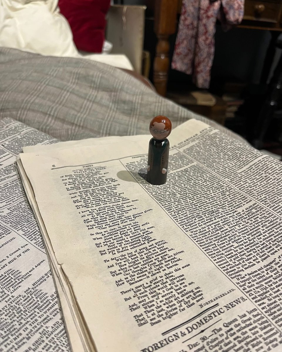_rosedawn3's tweet image. Happy 208th birthday Branwell Brontë! Who was born on this day (26th June) in 1817 🥳🎁🎈✨
‘How like the chaos of my soul,
Where visions ever rise,
And thoughts and passions ceasless roll,
And tumult never dies’
#TeamBranwell 💛