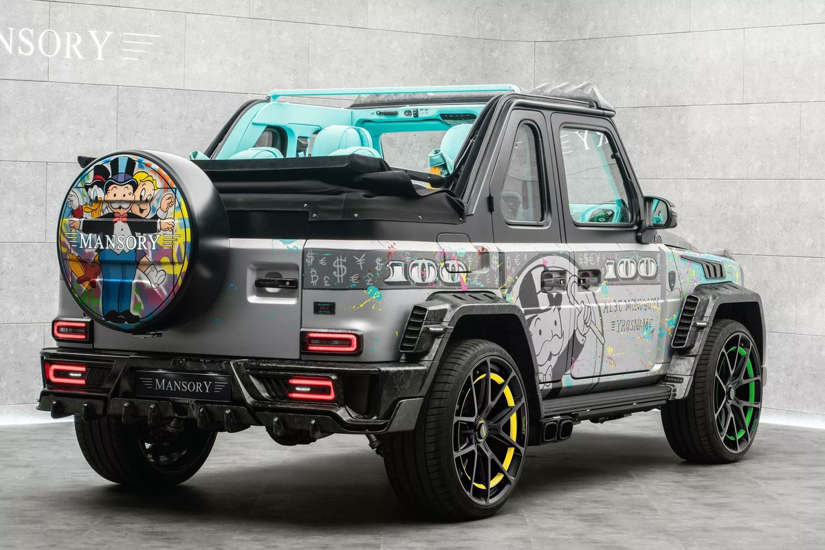 MadridMotorS's tweet photo. (2/4) New Mercedes Glase G by Mansory...Monopoli y un interior exquisito por su tapiceria de cuero azul con carrocería ensanachada con la fibra de...#mercedes #gclass #classg #suv #premium #tuning #mansory #v8 #sales #europe #supercar #luxurycars #FelizJueves #FelizJuevesATodos https://t.co/ZfqF1dNsst