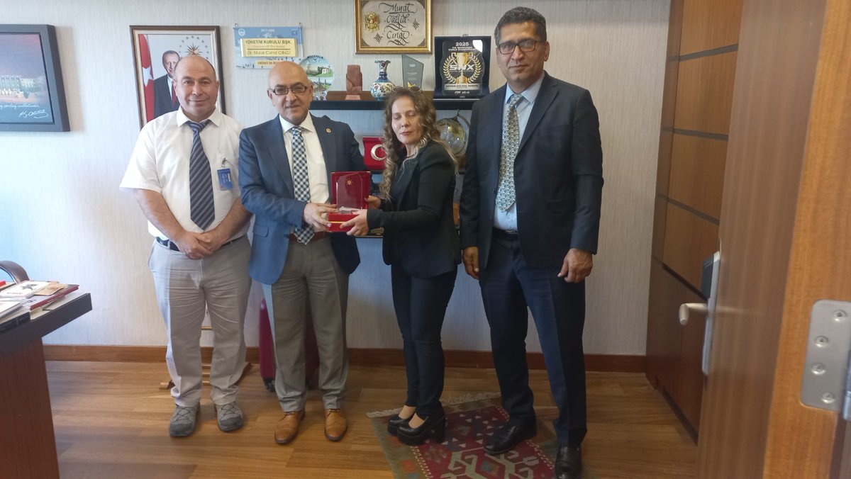 Çözüm İçin;
<a href="/Akparti/">AK Parti</a>
<a href="/RTErdogan/">Recep Tayyip Erdoğan</a>
<a href="/_cevdetyilmaz/">Cevdet Yılmaz</a>
<a href="/isikhanvedat/">Prof. Dr. Vedat Işıkhan</a>
<a href="/tcmeb_mtegm/">Meslekî ve Teknik Eğitim Genel Müdürlüğü</a>
<a href="/adalet_bakanlik/">T.C. Adalet Bakanlığı</a>
<a href="/yilmaztunc/">Yılmaz TUNÇ</a>
<a href="/TCCBHPK/">Cumhurbaşkanlığı Hukuk Politikaları Kurulu</a>
<a href="/cbsbb/">T.C. Cumhurbaşkanlığı Strateji ve Bütçe Başkanlığı</a>
<a href="/tcbestepe/">T.C. Cumhurbaşkanlığı</a>
<a href="/RTEdijital/">Erdoğan Dijital Medya</a>
<a href="/MSCANBAL/">Mehmet Salih CANBAL</a>

Yer: <a href="/TBMMresmi/">TBMM</a> 
Tarih: 26.06.2025

Meslek Okulları İtibarı ve Meslek Okullarının Tercih Edilmesi Adına Çalıştay dahil pek çok