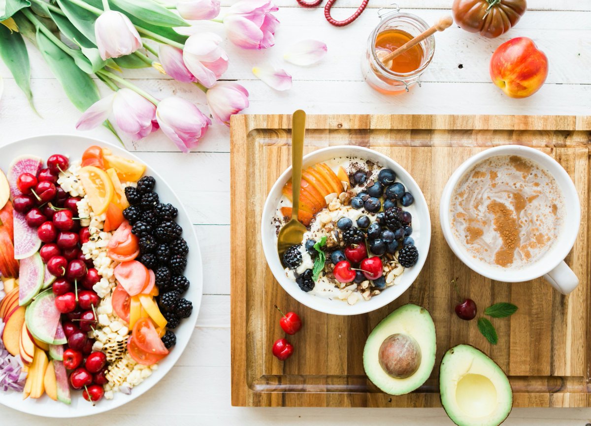 Tufts Health Together with CHA is offering nutrition support to those who qualify. Speak with a member of your primary care team to find out if you are eligible. Learn more: buff.ly/AuVl5Or