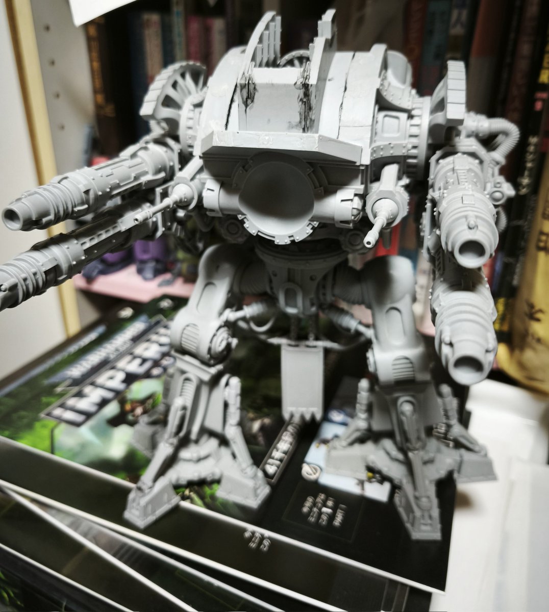 41千年紀において人間は
基本的に不自由