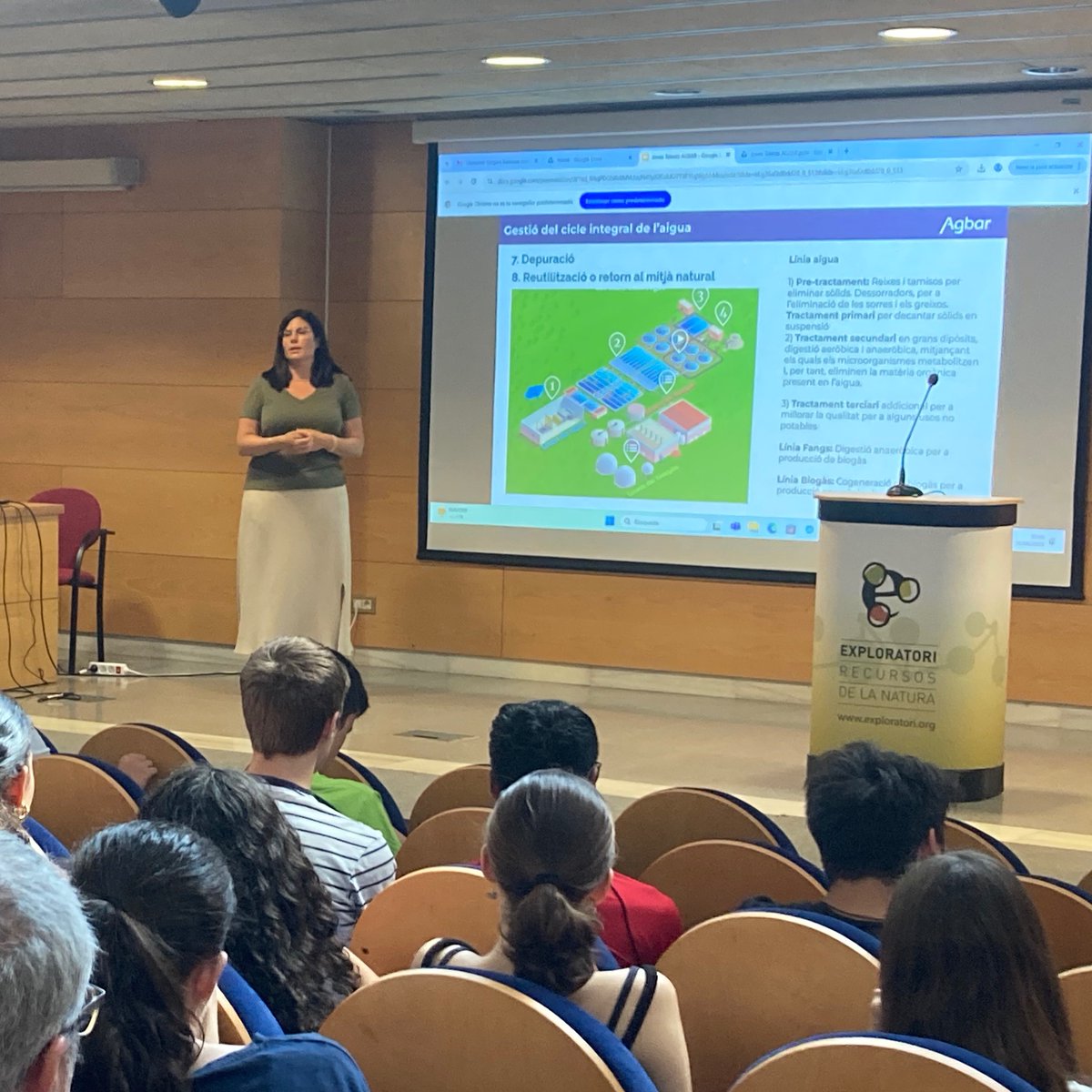 💧 La nostra directora d’Innovació i professora de <a href="/la_UPC/">Universitat Politècnica de Catalunya (UPC)</a> en Sostenibilitat i Economia Circular, <a href="/desi_marin/">Desirée Marin</a>, ha participat en la 10a edició del FÒRUM de Joves Talents de Catalunya on ha explicat la gestió de l'energia al cicle de l'aigua.

També ha destacat la importància de la