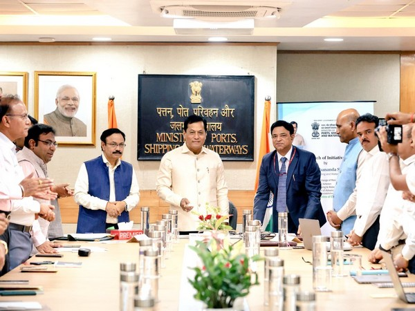 ani_digital's tweet photo. Sarbananda Sonowal inaugurates Sagarmala Finance Corporation Limited, India's first maritime non-banking financial company
Read @ANI Story | https://t.co/jUUJ4nl2vX
#SarbanandaSonowal #Sagarmala #SMFCL https://t.co/BLeCzZWXsM