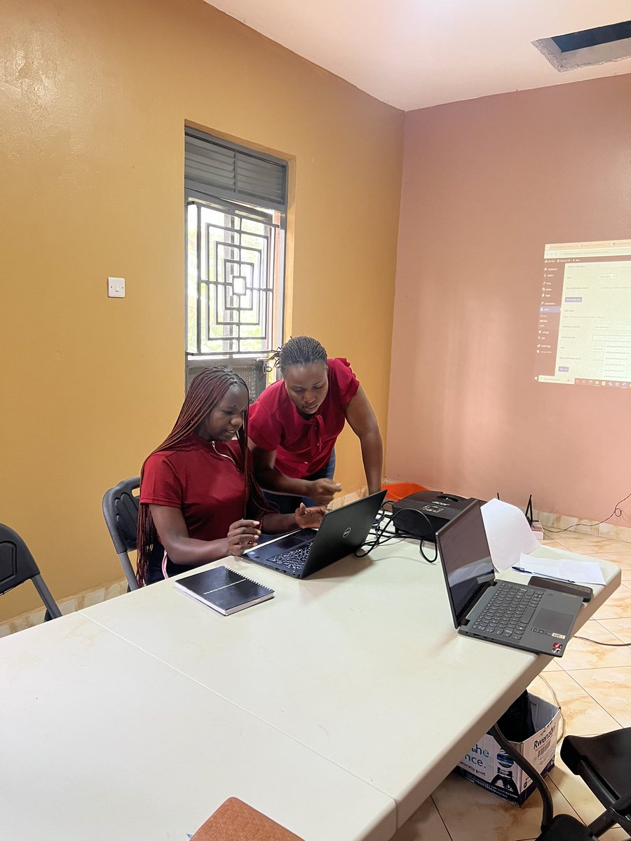 mgracycie's tweet photo. We just completed an editorial &amp; technical training about the use of @RadioComnetu news portal at @BuwamaFm! Journalists are confident that they can post &amp; edit community stories while upholding journalistic ethics. Livestream Buwama Fm at https://t.co/PKOQ3TtDt5 #CommunityMedia https://t.co/kHWMV7dVap