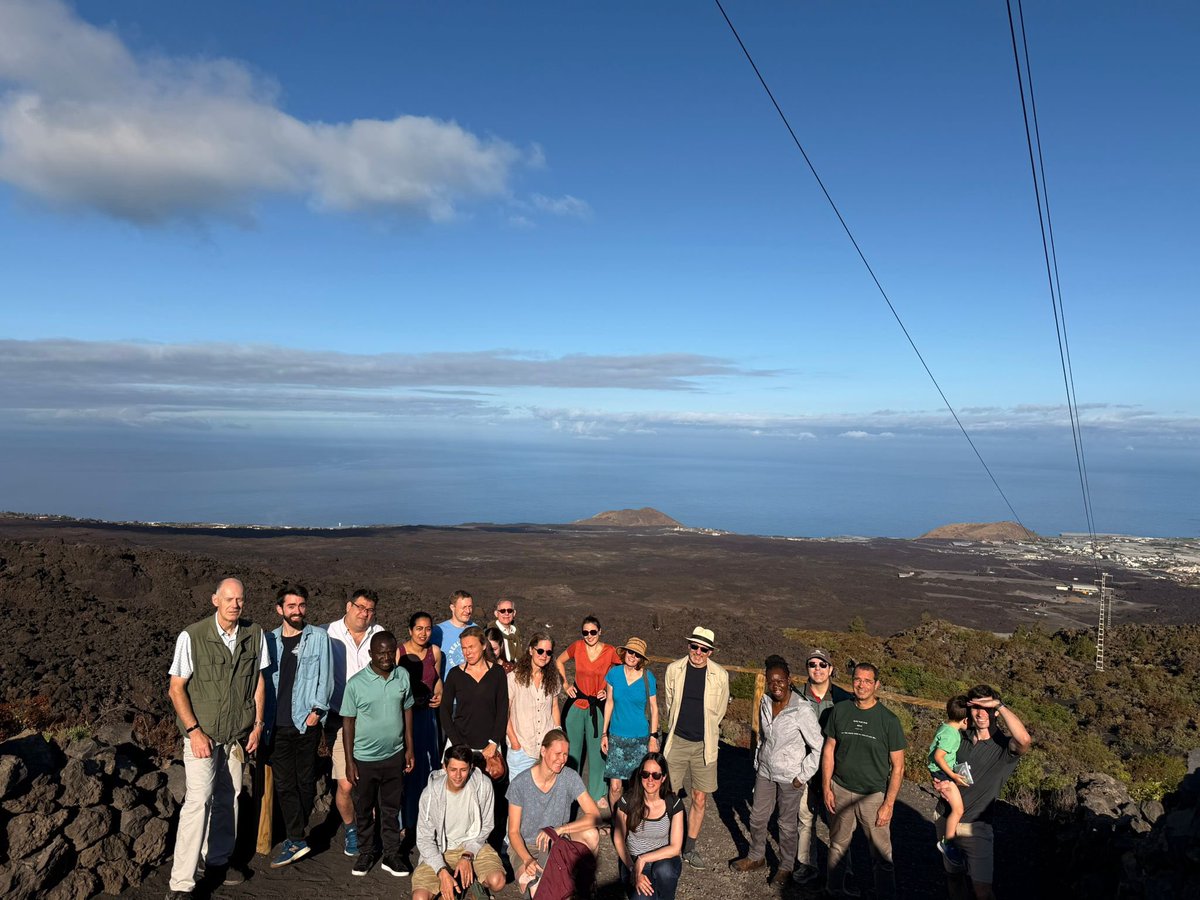 LPRC_ES (@lprc_es) on Twitter photo 🌋 ¡Bienvenidos a La Palma! El Consorcio <a href="/CrmGeothermal/">CRM-geothermal</a> visita en el corazón de volcán para avanzar en la coextracción de calor y materias primas críticas de fluidos geotérmicos.Organizado por <a href="/lapalmaresearch/">La Palma Research</a>, juntos impulsamos el futuro verde de la UE.🔬#Geotermia <a href="/HorizonEU/">Horizon Europe 🇪🇺</a> 🌋 ¡Bienvenidos a La Palma! El Consorcio <a href="/CrmGeothermal/">CRM-geothermal</a> visita en el corazón de volcán para avanzar en la coextracción de calor y materias primas críticas de fluidos geotérmicos.Organizado por <a href="/lapalmaresearch/">La Palma Research</a>, juntos impulsamos el futuro verde de la UE.🔬#Geotermia <a href="/HorizonEU/">Horizon Europe 🇪🇺</a>