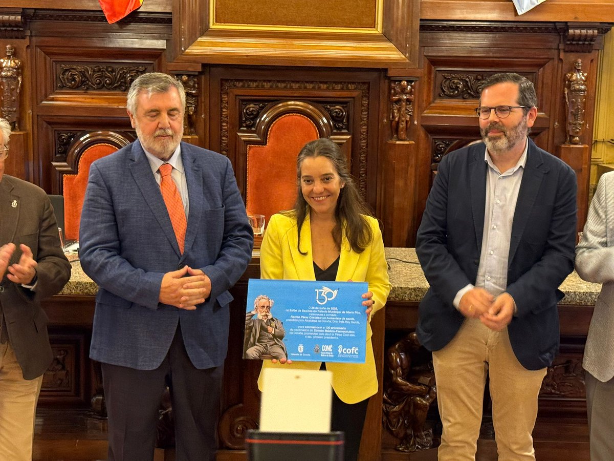 COMC_Oficial's tweet image. Esta mañá, no @ConcelloCoruna e xunto ao @COFCoruna celebramos o acto conmemorativo do #130Aniversario de ambas institucións colexiais na #Coruña, cunha conferencia de Carlos González Guitián acerca de Ramón Pérez Costales, 1º presidente do Colexio Médico-Farmacéutico da Coruña.