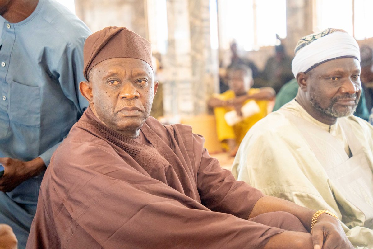 SundayKarimi's tweet image. I joined my brothers and sisters in Kogi West to lift our voices in prayer, thanking God for His grace and mercy.
We remain committed to doing all that is humanly possible to protect lives and property. But above all, we believe in the power of prayer and God’s direction for…