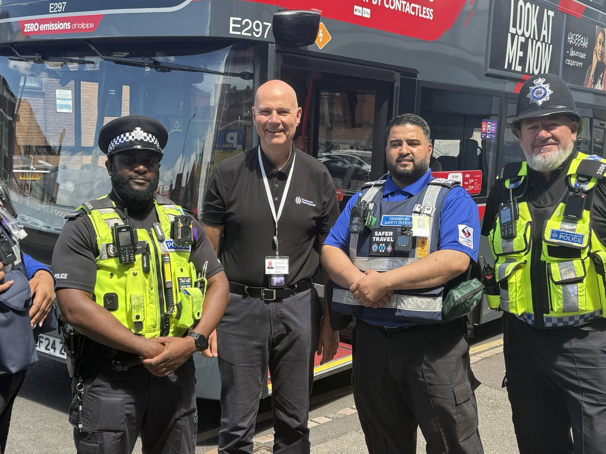 ST_Police's tweet image. The team of police officers, pcsos and transport safety officers work closely together to make travel on public transport safer for all.