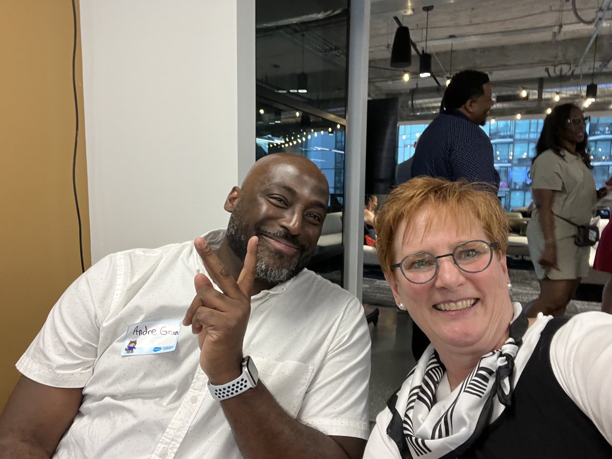 Rob_KRCM's tweet image. Just caught up with Andre Green—he sends a big “howdy” to Daniel Doodle, his Texas Dreamin’ buddy!
Huge congrats to Andre on his new role with an incredible team of #Salesforce pros. Can’t wait to see what you build next!
#TrailblazerCommunity #SalesforceEcosystem #SED25