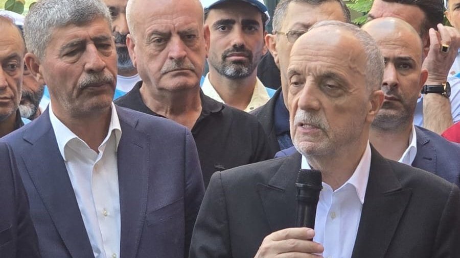 TÜRK-İŞ Başkanı Ergün Atalay:

"İşçilerin talebi kabul edilmezse 15 Temmuz’da grev kararı alacağız."