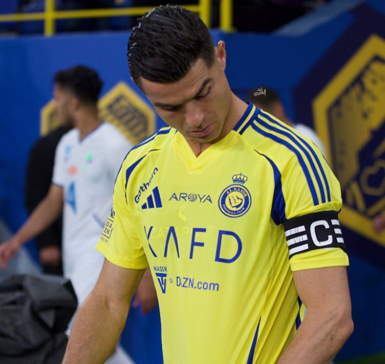 سنحقق احلامنا بك ومعك
عام من تجديد الحب والولاء 💛💙